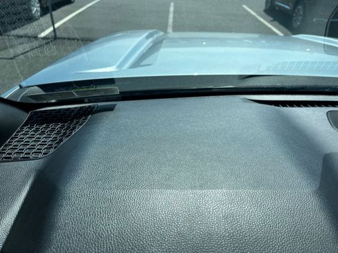 Used 2025 Toyota Tacoma TRD Off-Road image 34