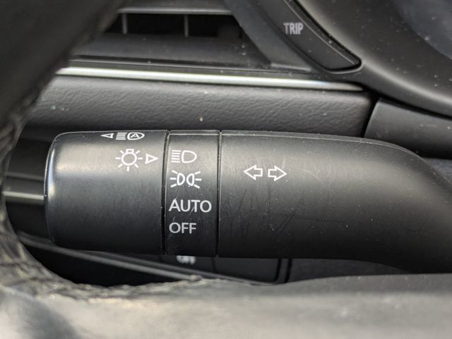 Used 2024 MAZDA MAZDA3 s FWD image 35
