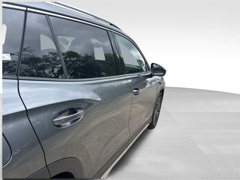 New 2026 Volkswagen Tiguan S FWD image 32