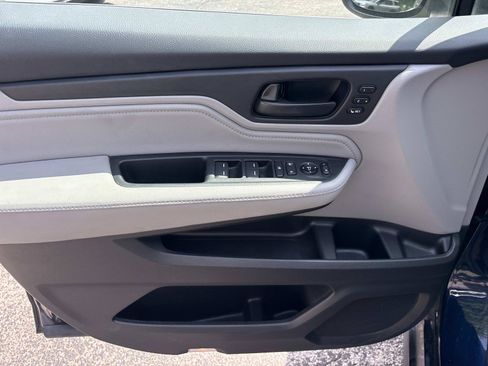 Used 2019 Honda Odyssey Touring image 12
