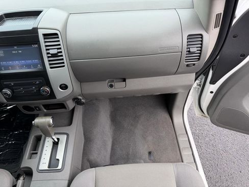 Used 2019 Nissan Frontier S image 22