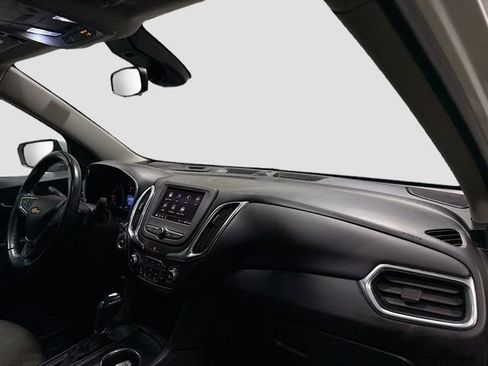 Used 2020 Chevrolet Equinox LT w/ Driver Convenience Package image 29