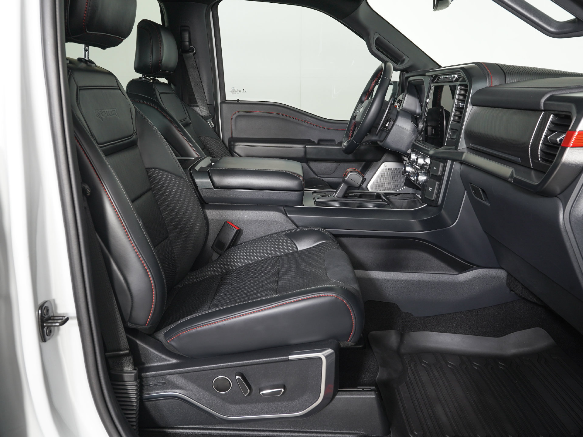 Used 2024 Ford F150 Raptor AWD/4WD image 10
