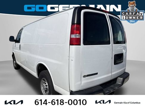 Used 2022 Chevrolet Express 2500 w/ Driver Convenience Package RWD image 2