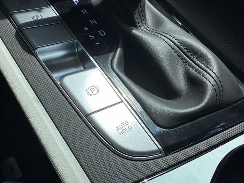 New 2026 Hyundai Elantra Limited w/ Cargo Package FWD image 19
