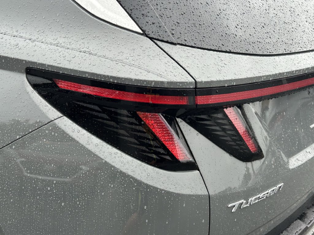 Certified 2024 Hyundai Tucson Limited FWD image 14
