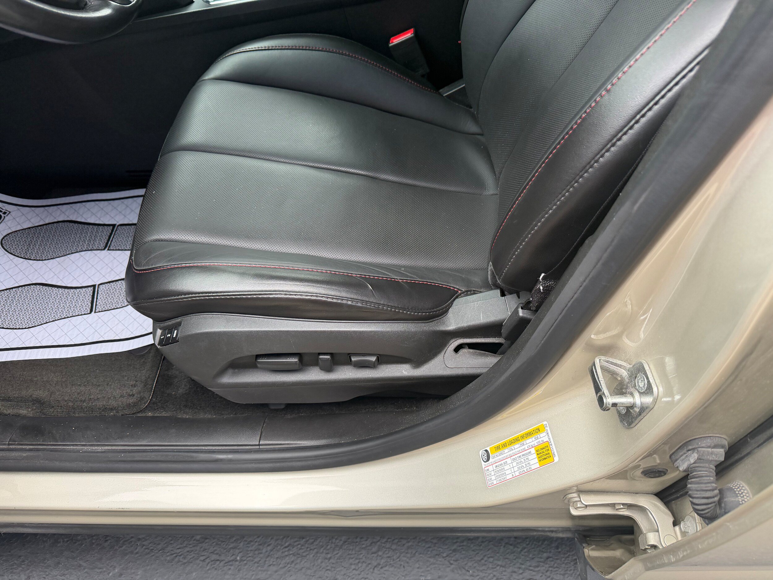 Used 2015 Chevrolet Equinox LTZ FWD image 11