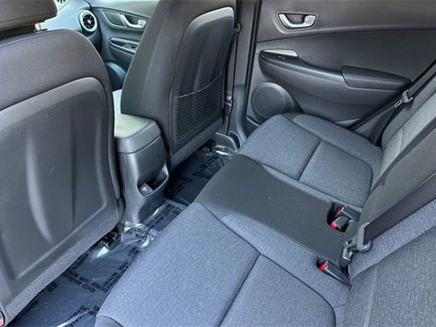 Used 2023 Hyundai Kona SE w/ Cargo Package image 13