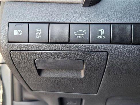 Used 2024 Toyota Camry LE w/ Convenience Package image 13