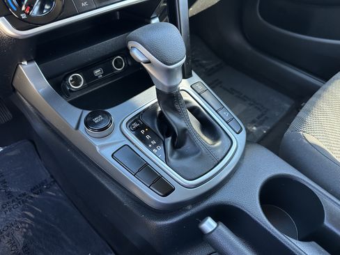 Certified 2023 Kia Seltos LX AWD/4WD image 22