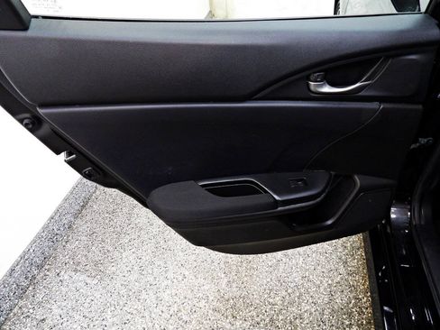 Used 2018 Honda Civic LX image 9