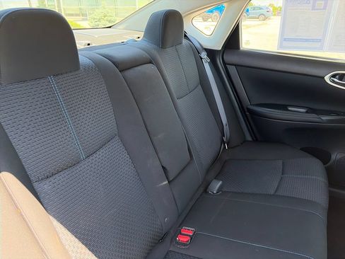Used 2018 Nissan Sentra SR Turbo w/ SR Midnight Edition Package FWD image 32