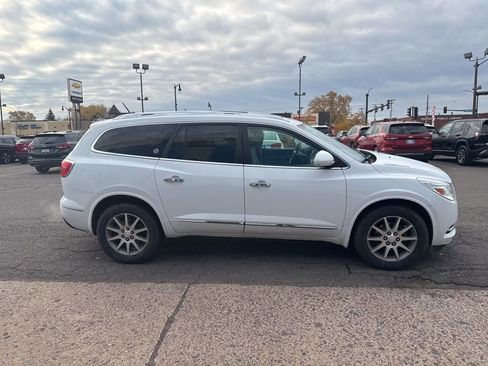 Used 2017 Buick Enclave Leather image 7