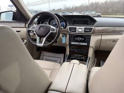 Used 2014 Mercedes-Benz E 350 4MATIC Sedan image 28