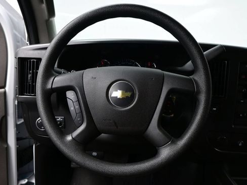 Used 2025 Chevrolet Express 3500 LT w/ LT Preferred Equipment Group RWD image 22