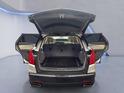 Used 2019 Cadillac XT5 Luxury image 12