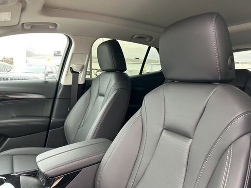 New 2025 Buick Envision Preferred image 18