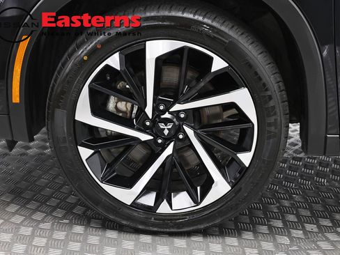 Used 2024 Mitsubishi Outlander AWD image 32