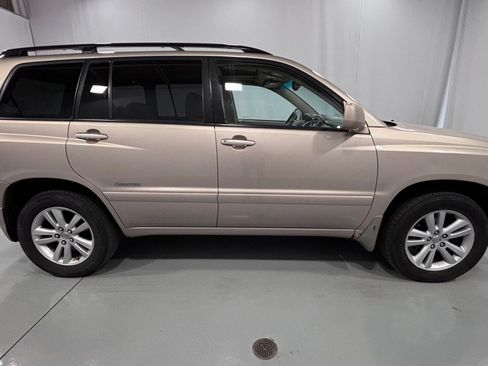 Used 2007 Toyota Highlander Sport AWD/4WD image 4