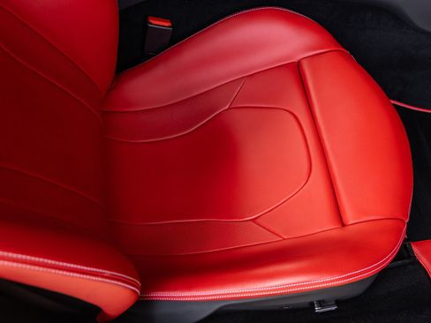 Used 2020 Ferrari Portofino RWD image 49