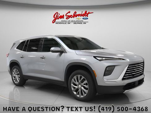 Used 2026 Buick Enclave Preferred AWD/4WD image 1