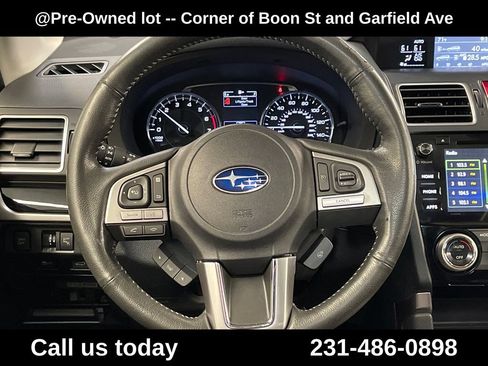 Used 2017 Subaru Forester 2.5i Touring AWD/4WD image 21