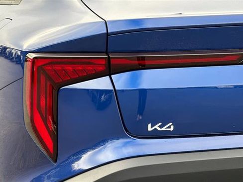 New 2025 Kia K4 LXS image 29