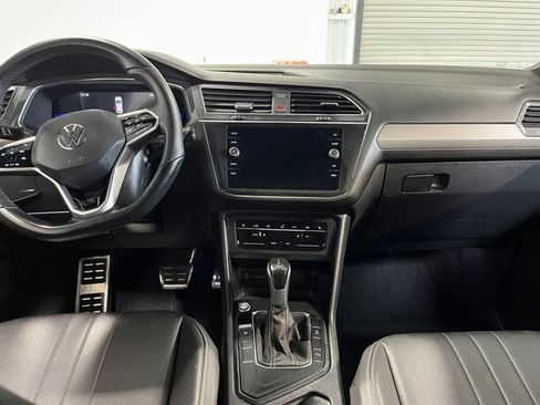 Used 2022 Volkswagen Tiguan SE R-Line FWD image 20
