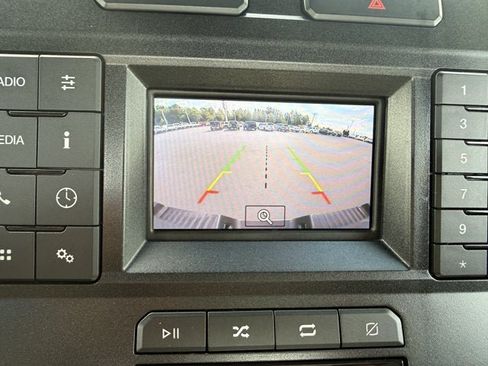 Used 2022 Ford F250 XL w/ Power Equipment Group AWD/4WD image 24