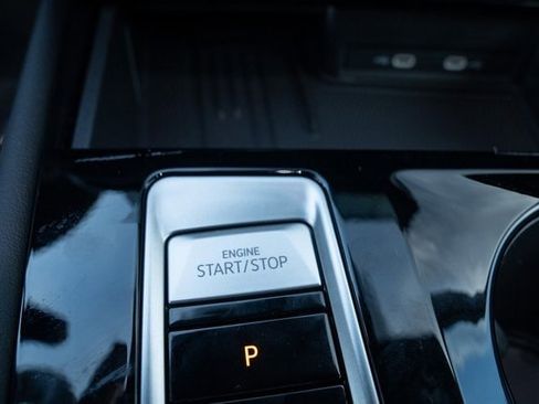 New 2026 Volkswagen Atlas Cross Sport SEL Premium R-Line image 22