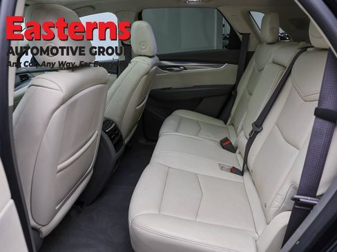 Used 2017 Cadillac XT5 Luxury w/ Driver Awareness Package AWD/4WD image 24
