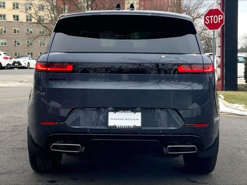 New 2026 Land Rover Range Rover Sport Dynamic SE image 4
