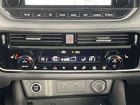 Certified 2021 Nissan Rogue Platinum image 19