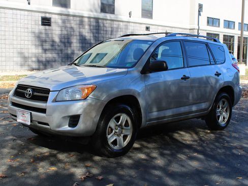 Used 2009 Toyota RAV4 2WD image 3