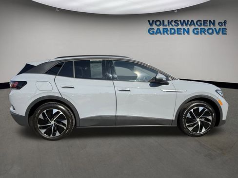 Certified 2022 Volkswagen ID.4 Pro S image 8