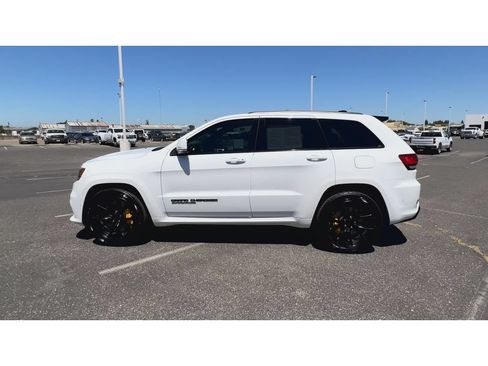 Used 2021 Jeep Grand Cherokee Trackhawk AWD/4WD image 7