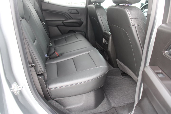 Used 2026 Chevrolet Colorado Trail Boss AWD/4WD image 18