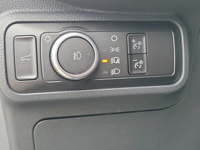 New 2026 Ford Explorer Active w/ Active Comfort Package RWD image 34