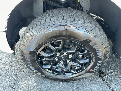 Used 2025 Ford F150 XLT w/ Equipment Group 302A MID image 15