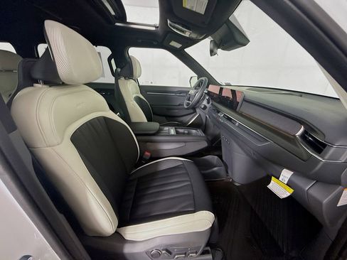 New 2026 Kia EV9 GT-Line image 36