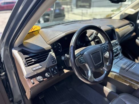 Used 2017 GMC Yukon XL Denali w/ Open Road Package AWD/4WD image 10