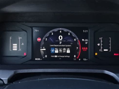 Certified 2025 Toyota Tacoma SR5 AWD/4WD image 26