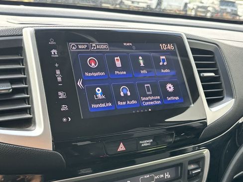 Used 2017 Honda Pilot Elite image 15