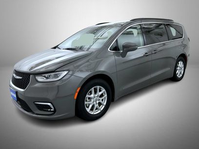 Certified 2022 Chrysler Pacifica Touring-L