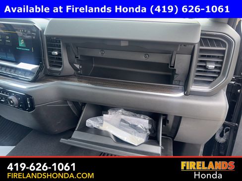 Used 2022 Chevrolet Silverado 1500 LT image 38