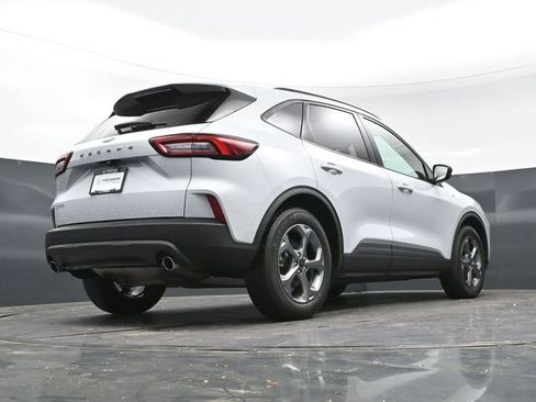 Used 2025 Ford Escape ST-Line FWD image 34