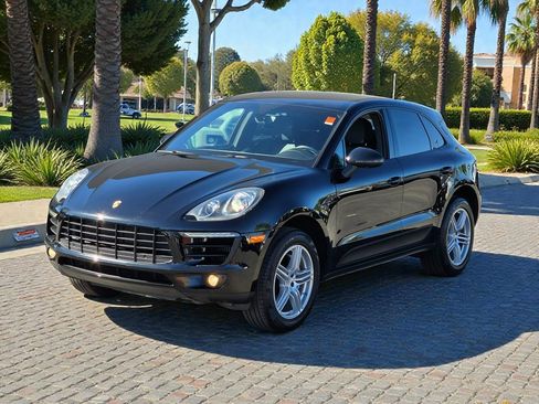 Used 2016 Porsche Macan S image 4