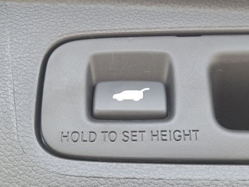 Used 2025 Honda CR-V EX-L image 23