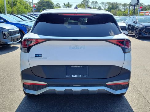 Used 2023 Kia Sportage EX FWD image 5