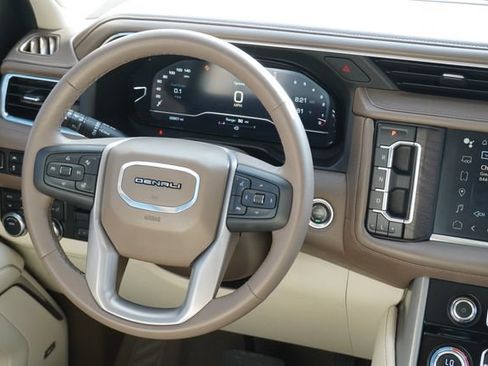 Used 2023 GMC Yukon Denali w/ Max Trailering Package AWD/4WD image 14